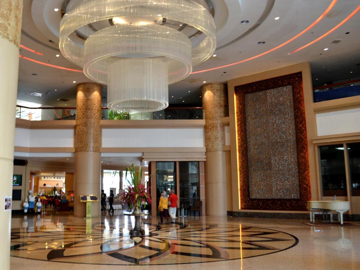 The Puteri Pacific Johor Bahru Otel Dış mekan fotoğraf