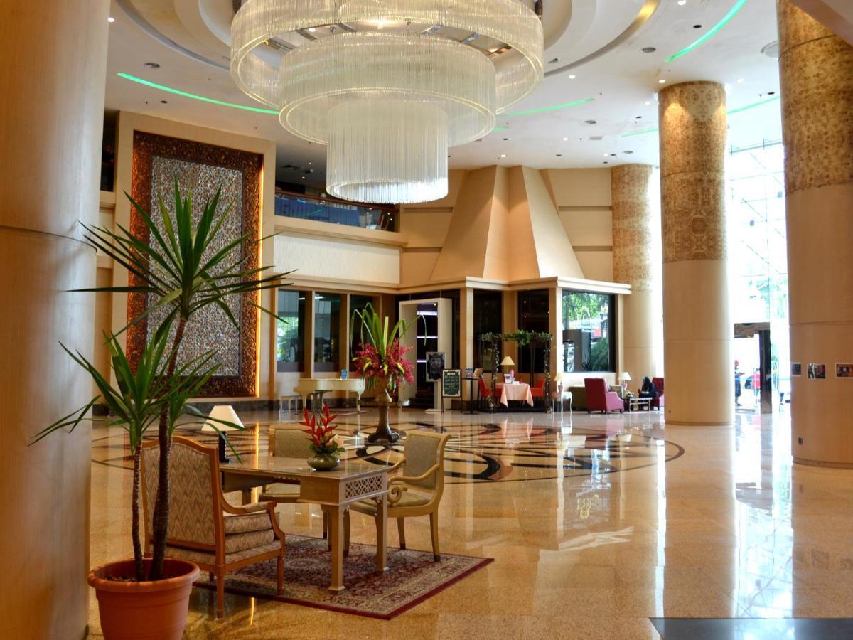 The Puteri Pacific Johor Bahru Otel Dış mekan fotoğraf